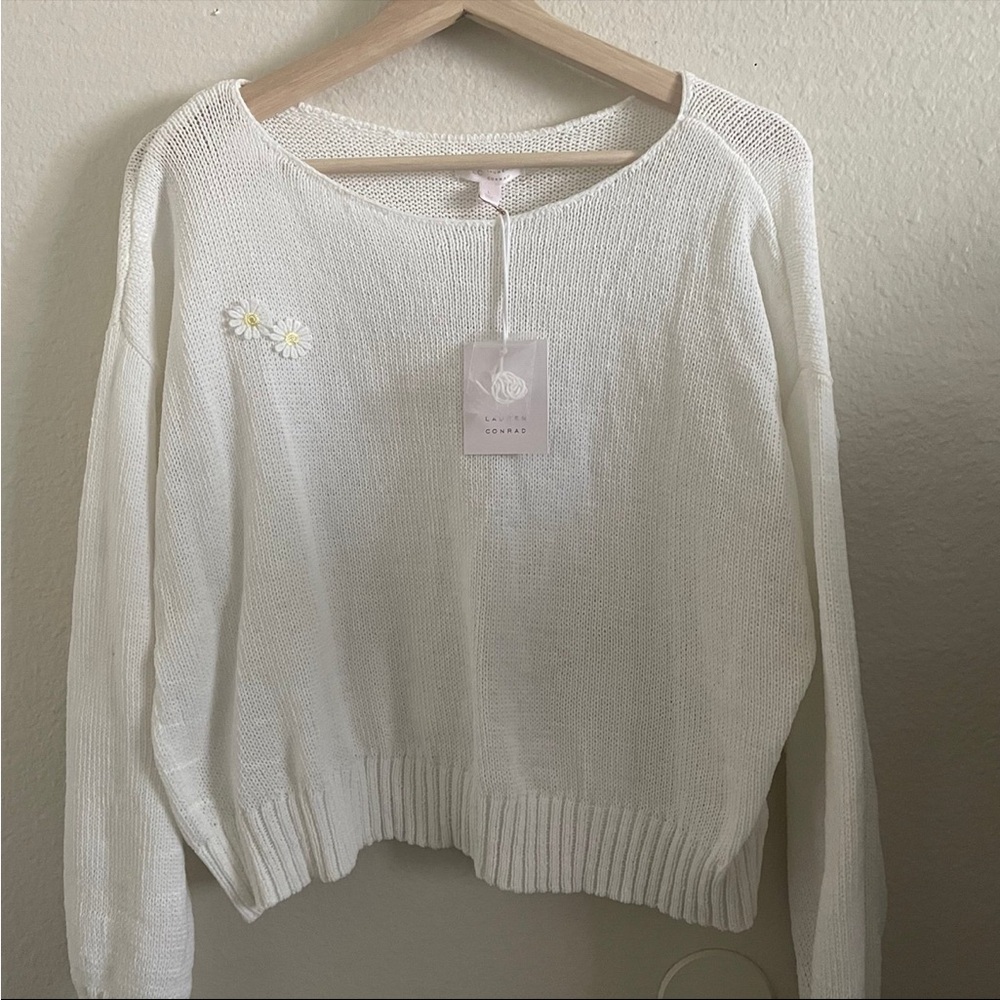 Lauren Conrad Cropped Sweater - Large